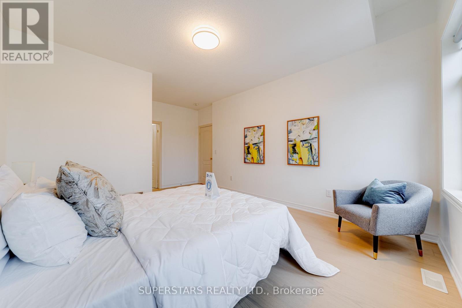 8 Kavanagh Avenue, East Gwillimbury, Ontario  L9N 0P6 - Photo 26 - N13065612