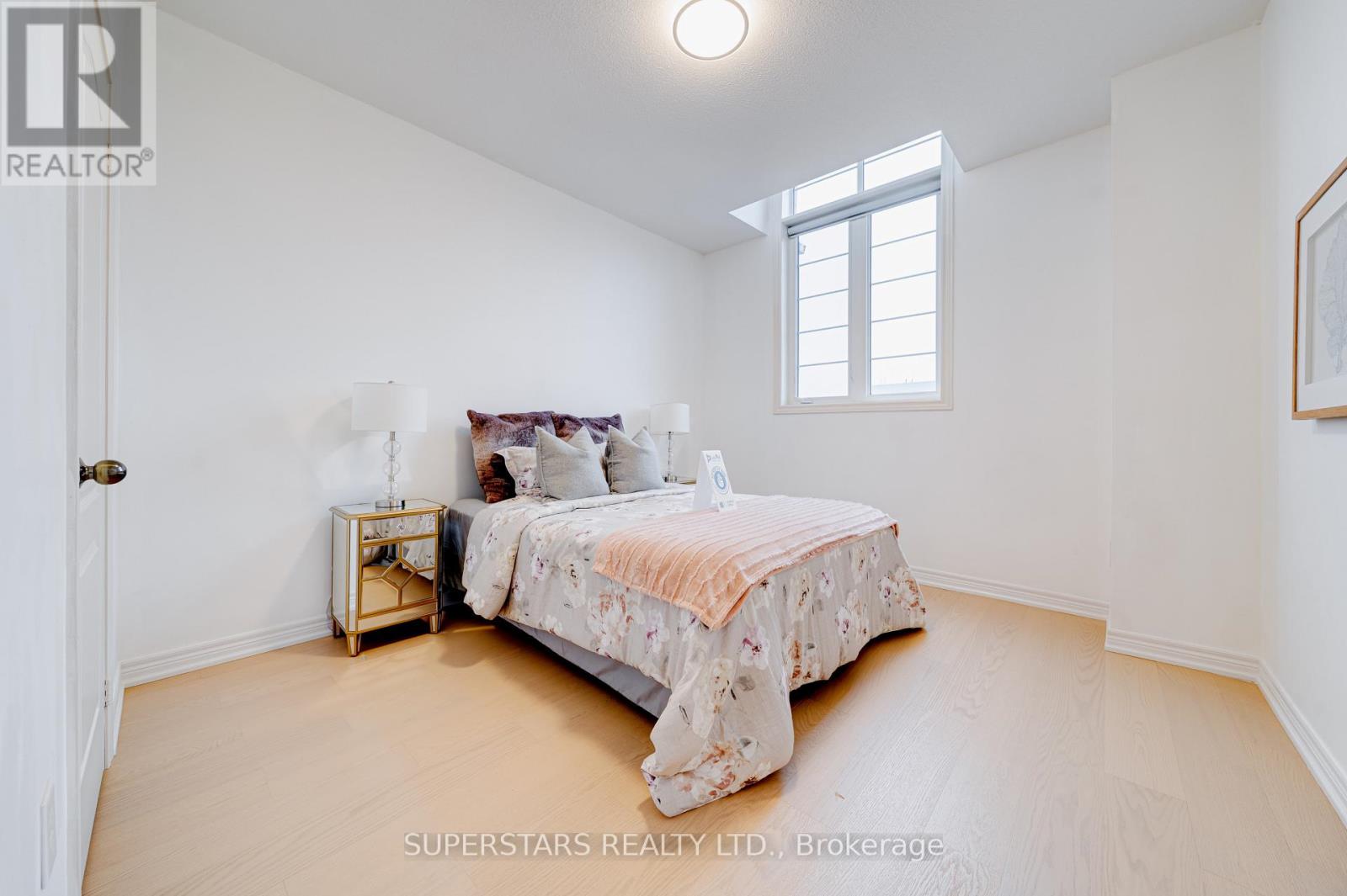 8 Kavanagh Avenue, East Gwillimbury, Ontario  L9N 0P6 - Photo 27 - N13065612