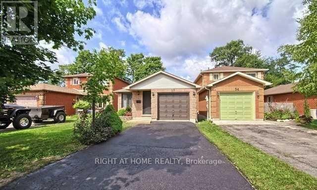 56 Ferguson Drive, Barrie, Ontario  L4N 7B5 - Photo 2 - S13052834