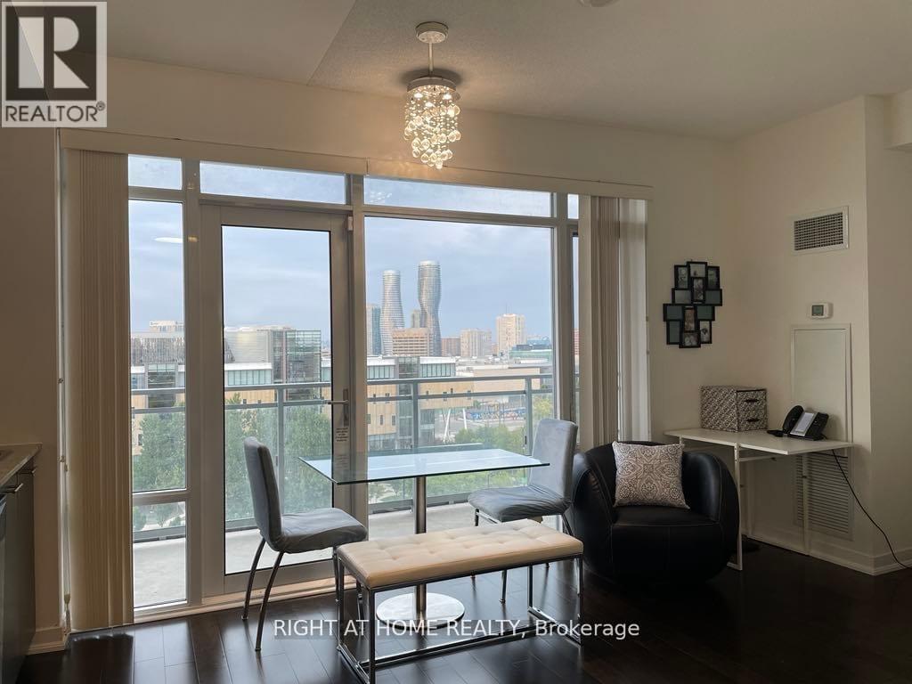 801 - 360 Square One Drive, Mississauga, Ontario  L5B 0G7 - Photo 10 - W12894952