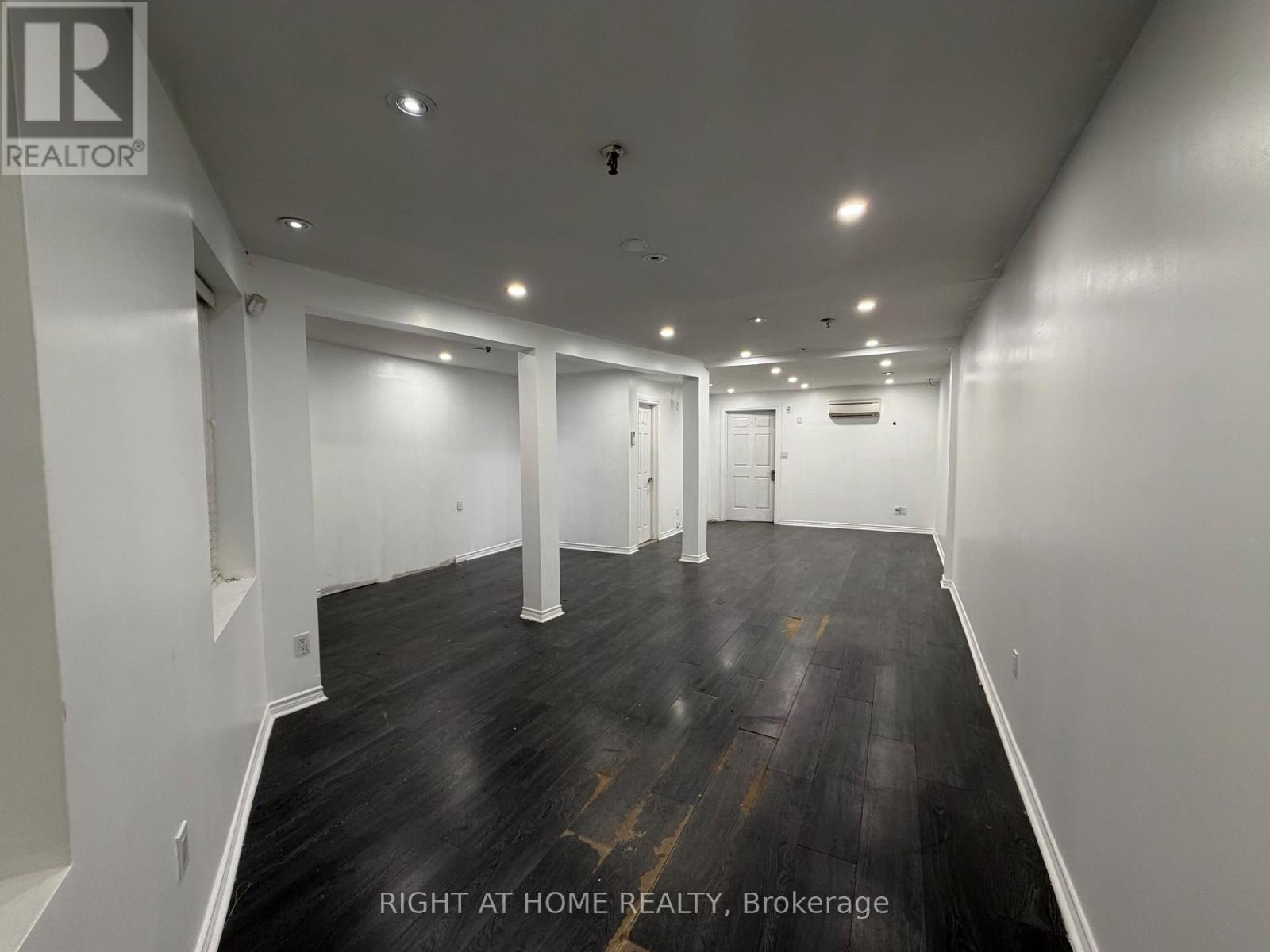 17 - 32 Goodmark Place, Toronto, Ontario  M9W 6J4 - Photo 4 - W12938246