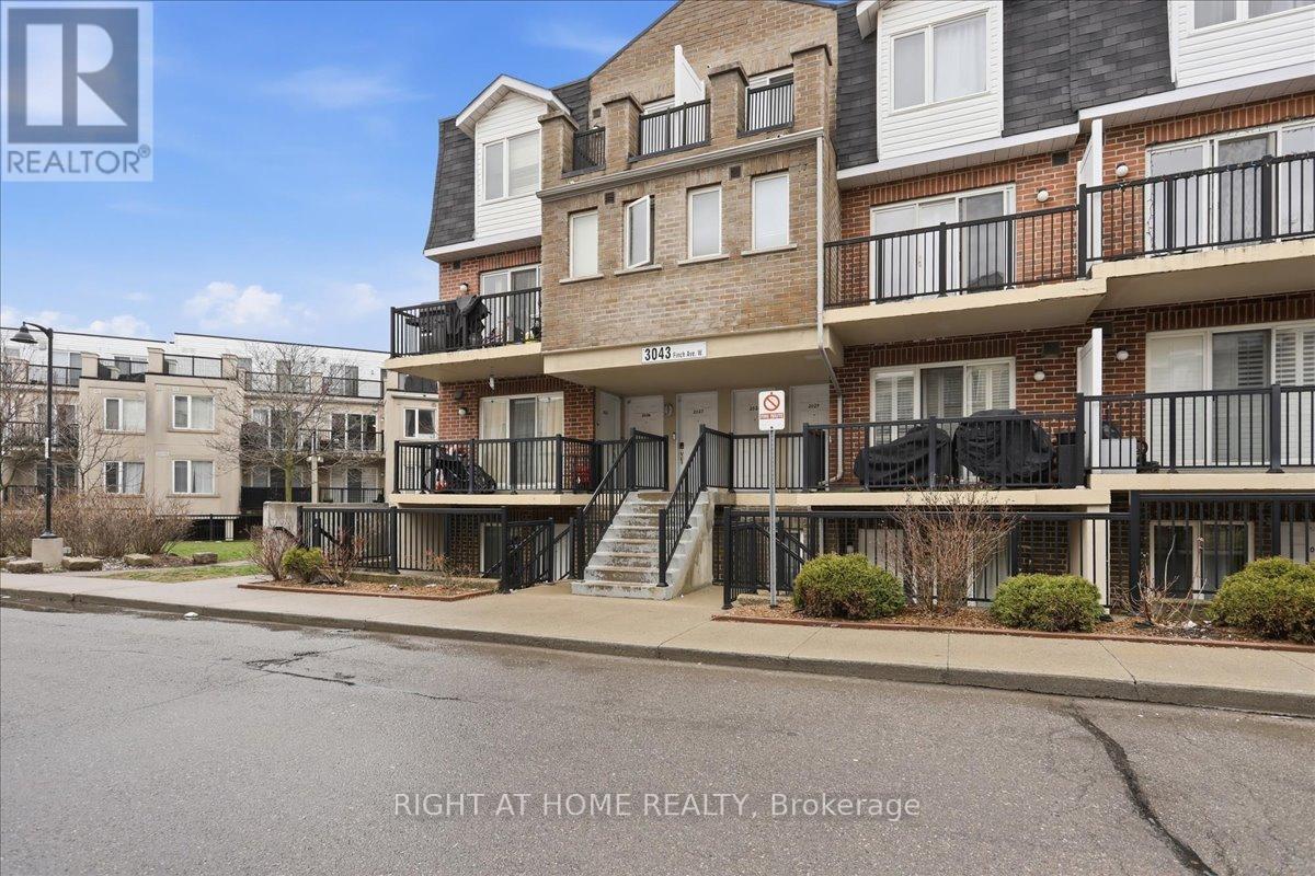1009 - 3043 FINCH AVENUE W, Toronto, Ontario