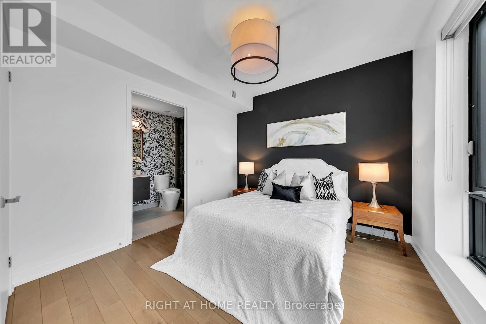 613 - 530 Indian Grove, Toronto, Ontario  M6P 0B3 - Photo 26 - W12947782