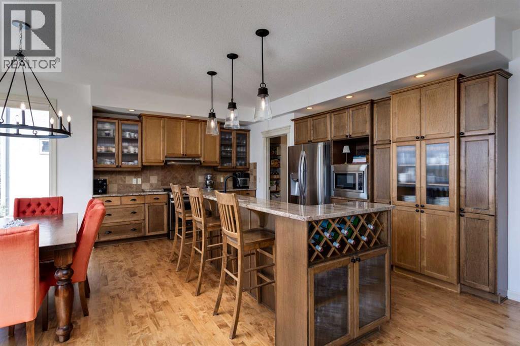 210 Crystal Shores Drive, Okotoks, Alberta  T1S 2C5 - Photo 13 - A2305970