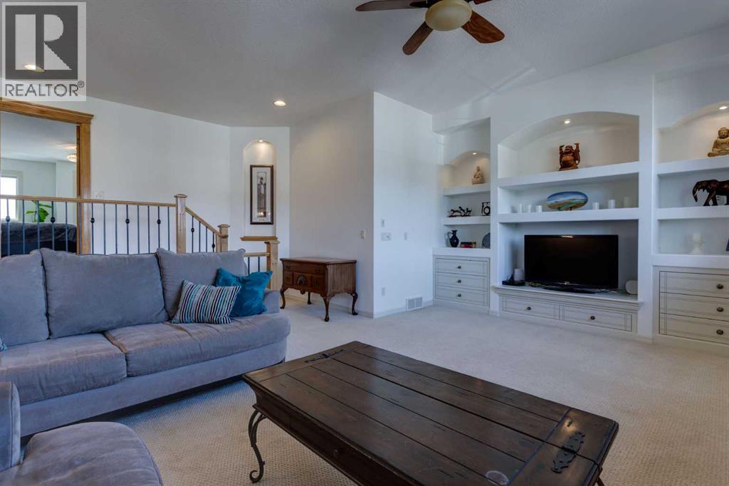 210 Crystal Shores Drive, Okotoks, Alberta  T1S 2C5 - Photo 24 - A2305970