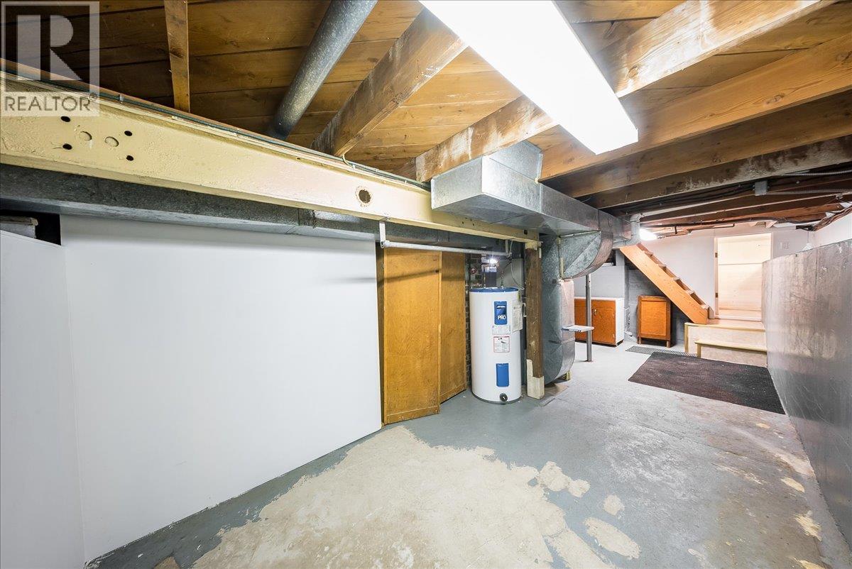 1734 Third Avenue, Trail, British Columbia  V1R 1P9 - Photo 22 - 10385479