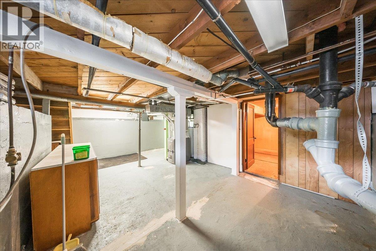 1734 Third Avenue, Trail, British Columbia  V1R 1P9 - Photo 24 - 10385479