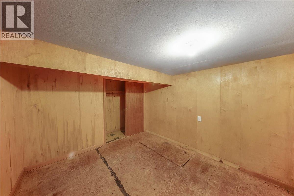 1734 Third Avenue, Trail, British Columbia  V1R 1P9 - Photo 26 - 10385479
