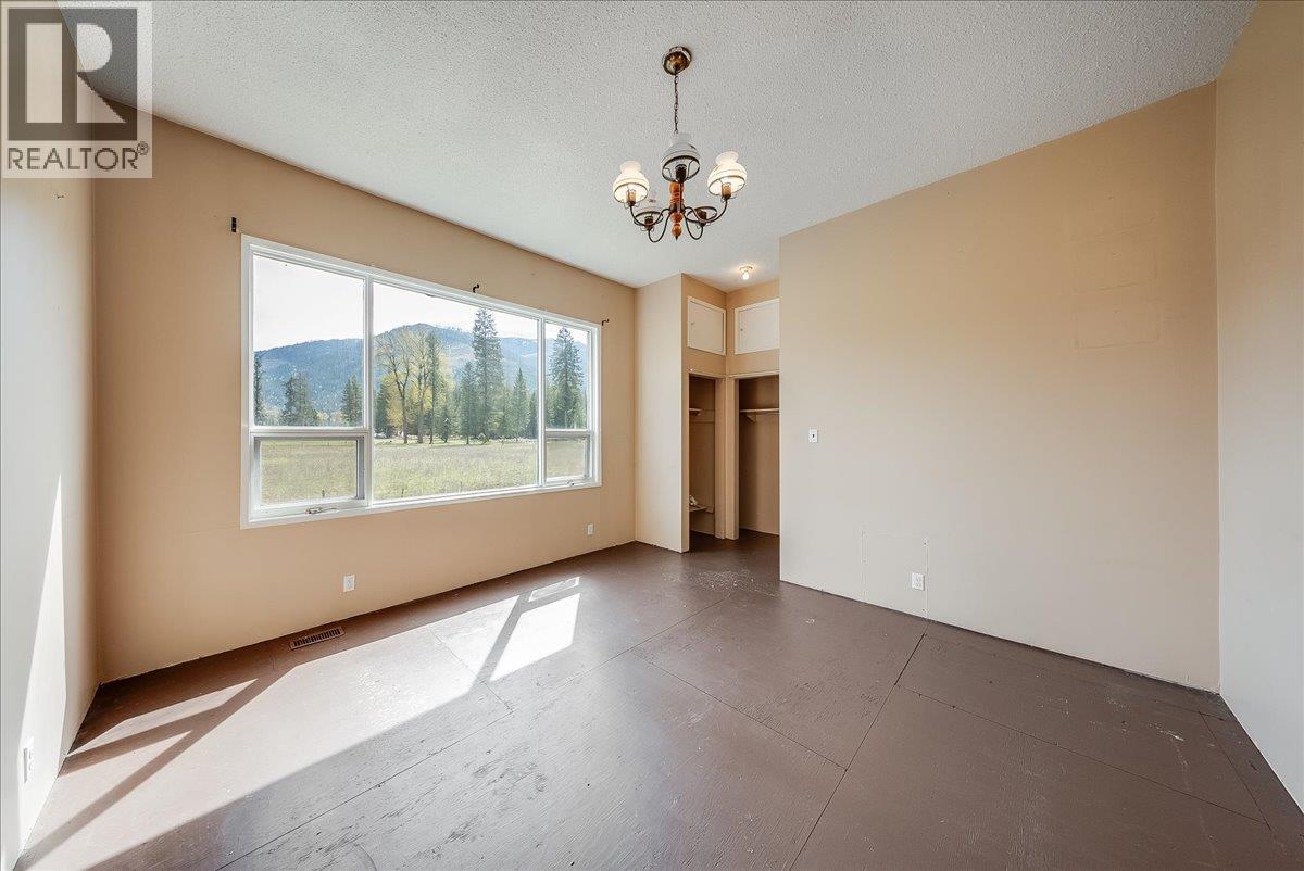 275 Faulkner Road, Fruitvale, British Columbia  V0G 1L0 - Photo 40 - 10385211
