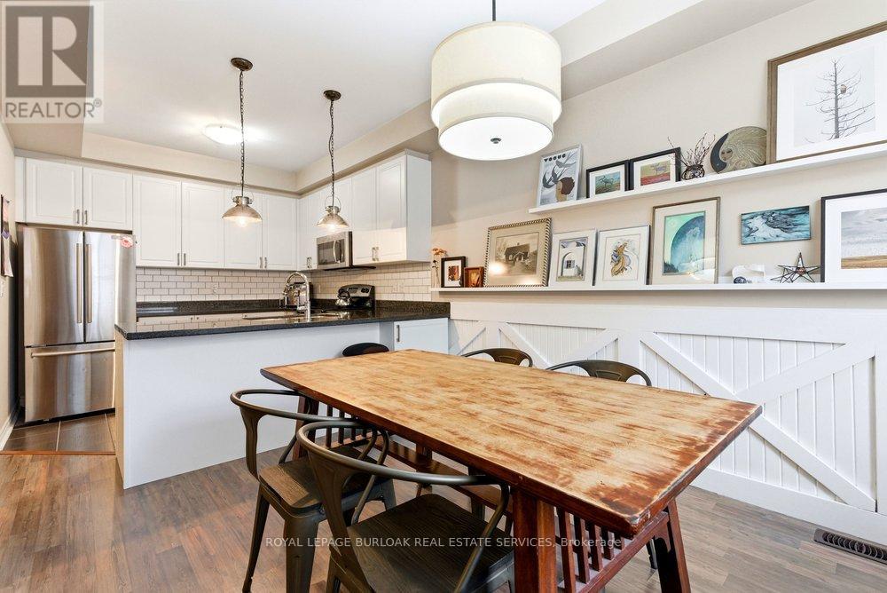 2362 Peppiatt Common, Burlington, Ontario  L7R 0C8 - Photo 17 - W13065566