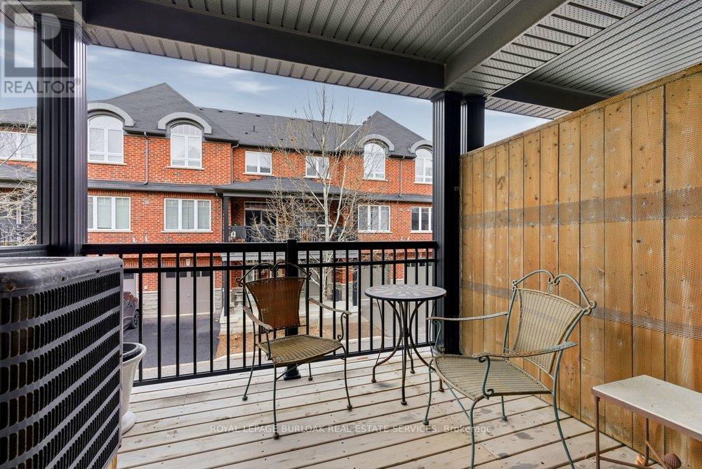 2362 Peppiatt Common, Burlington, Ontario  L7R 0C8 - Photo 33 - W13065566