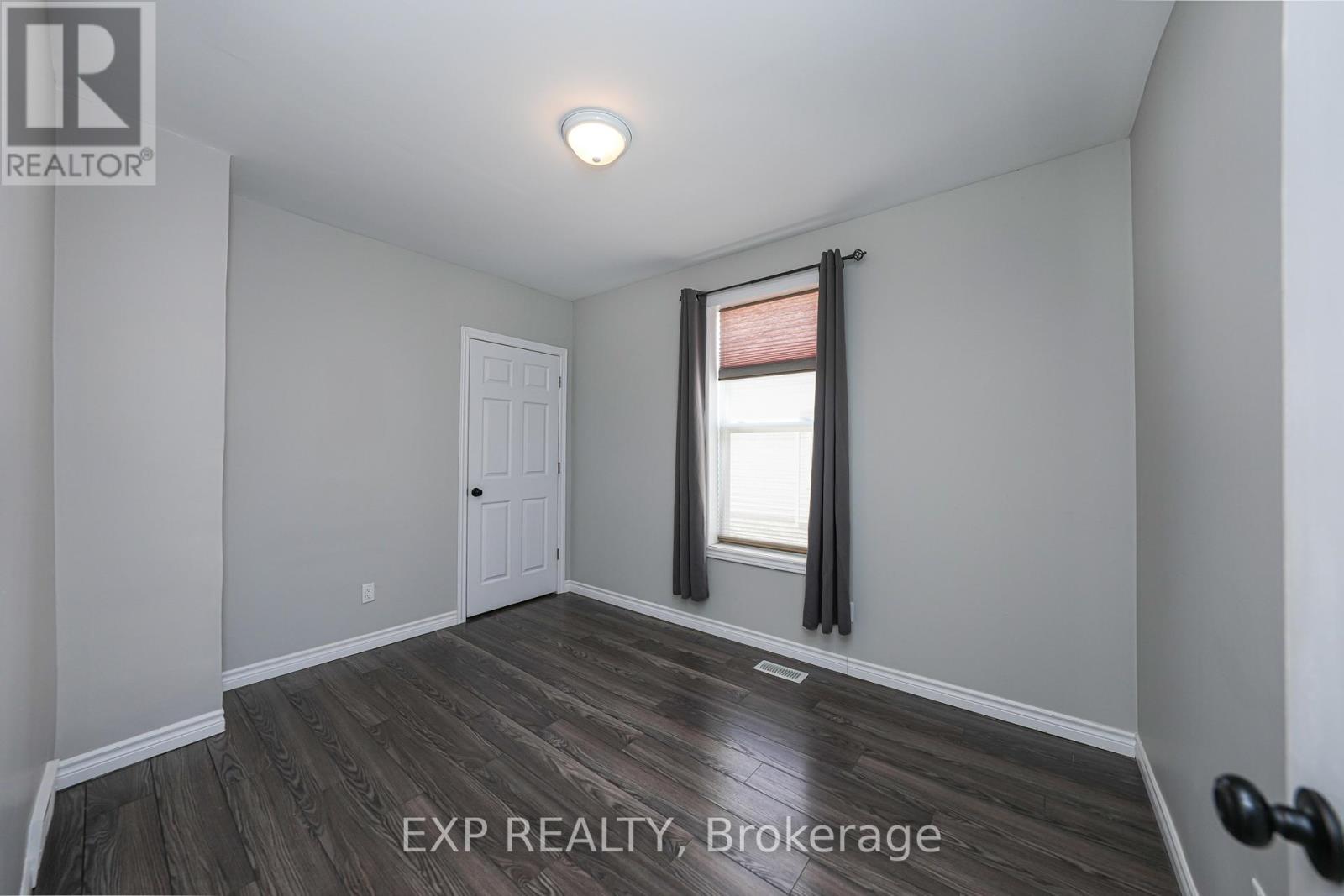 220 William Street, South Huron, Ontario  N0M 1S2 - Photo 14 - X13065628