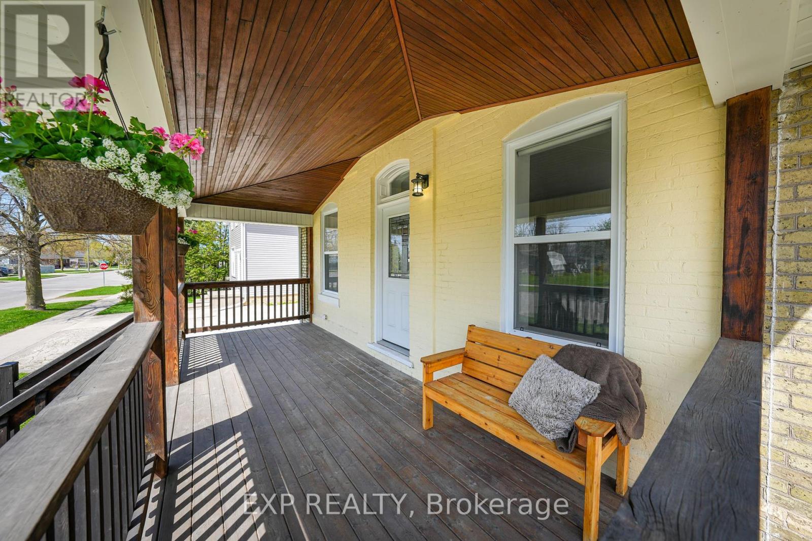 220 William Street, South Huron, Ontario  N0M 1S2 - Photo 3 - X13065628
