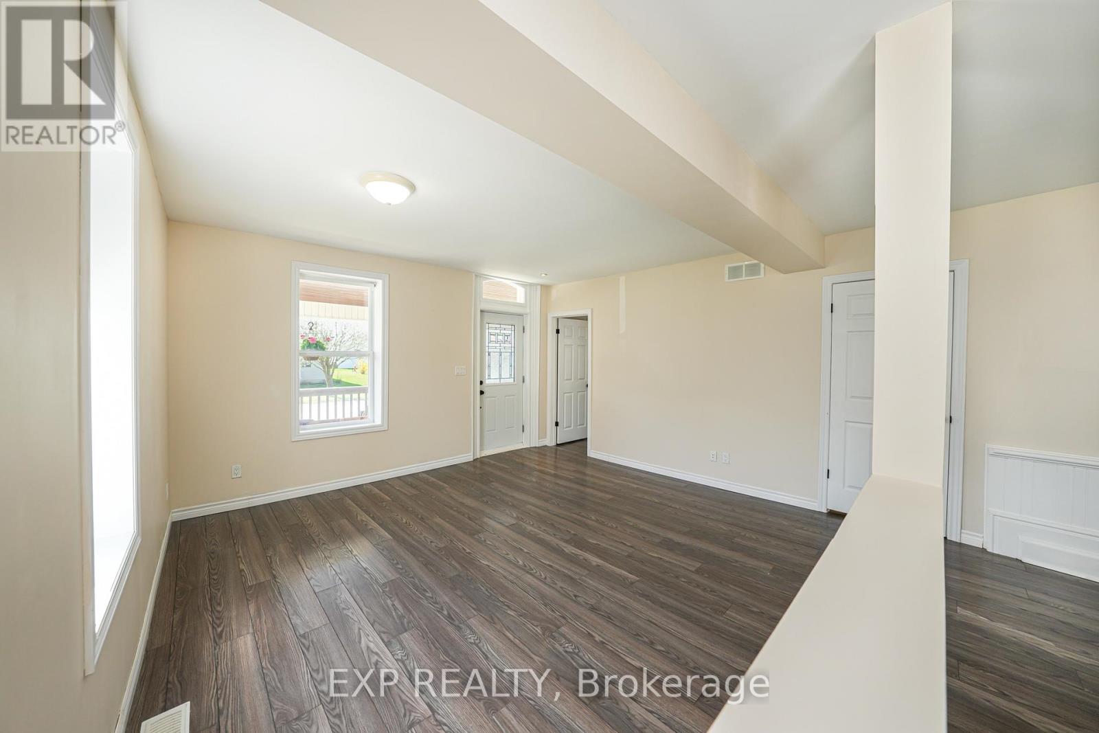 220 William Street, South Huron, Ontario  N0M 1S2 - Photo 9 - X13065628