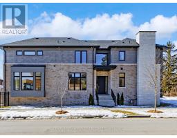 251 OXFORD STREET, Richmond Hill, Ontario
