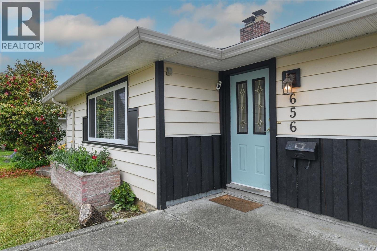 656 14th St, Courtenay, British Columbia  V9N 1W6 - Photo 32 - 1034096