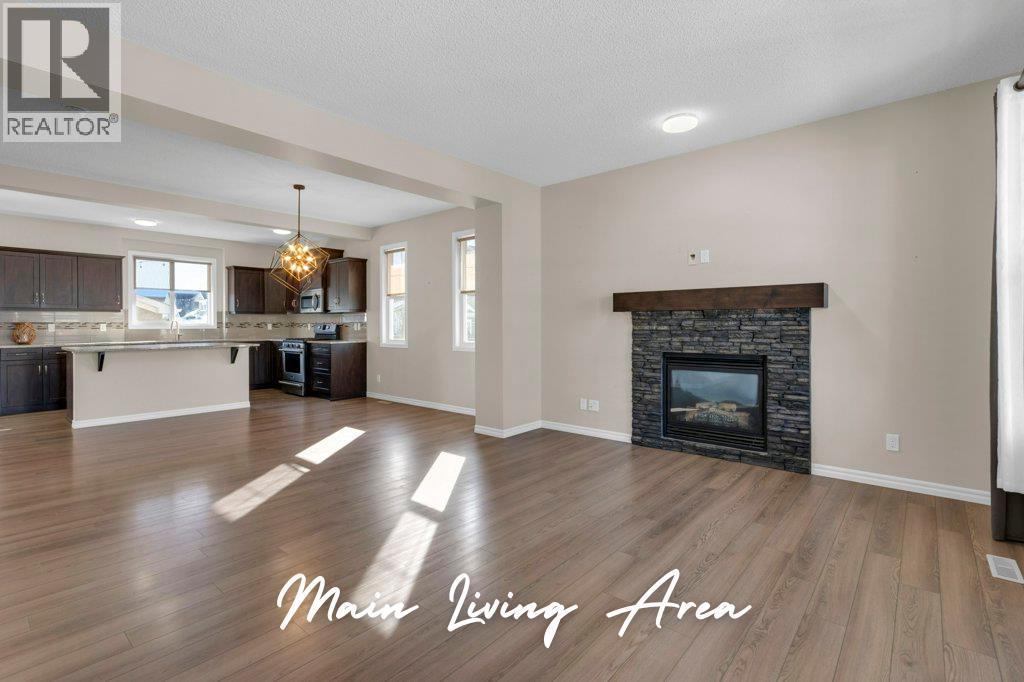 207 River Heights Crescent, Cochrane, Alberta  T4C 0V1 - Photo 3 - A2286899