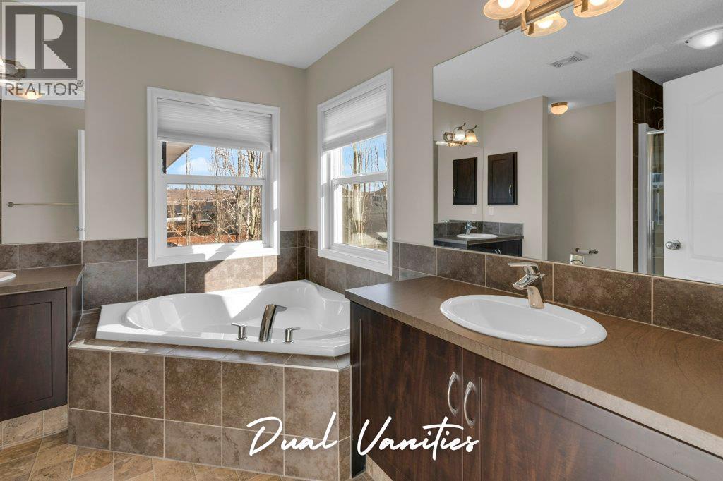 207 River Heights Crescent, Cochrane, Alberta  T4C 0V1 - Photo 25 - A2286899