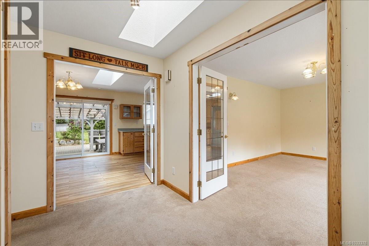 7080 Blackjack Dr, Lantzville, British Columbia  V0R 2H0 - Photo 11 - 1033378