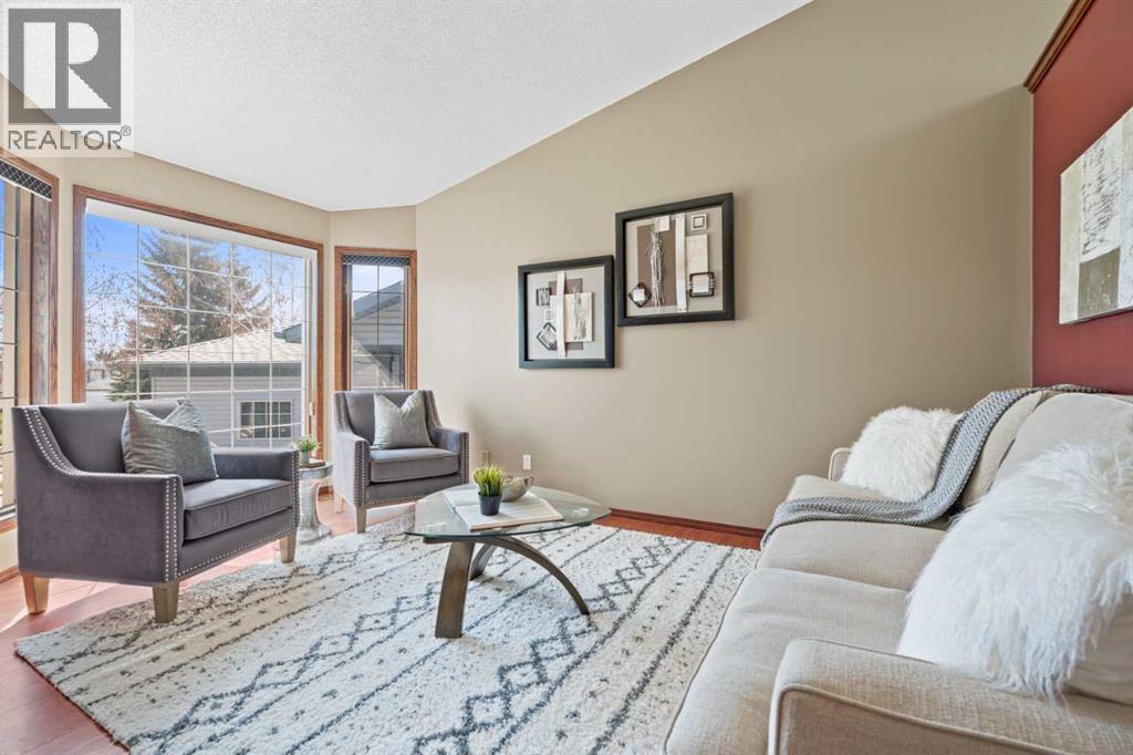 38 Shawbrooke Place Sw, Calgary, Alberta  T2Y 3B8 - Photo 4 - A2304138