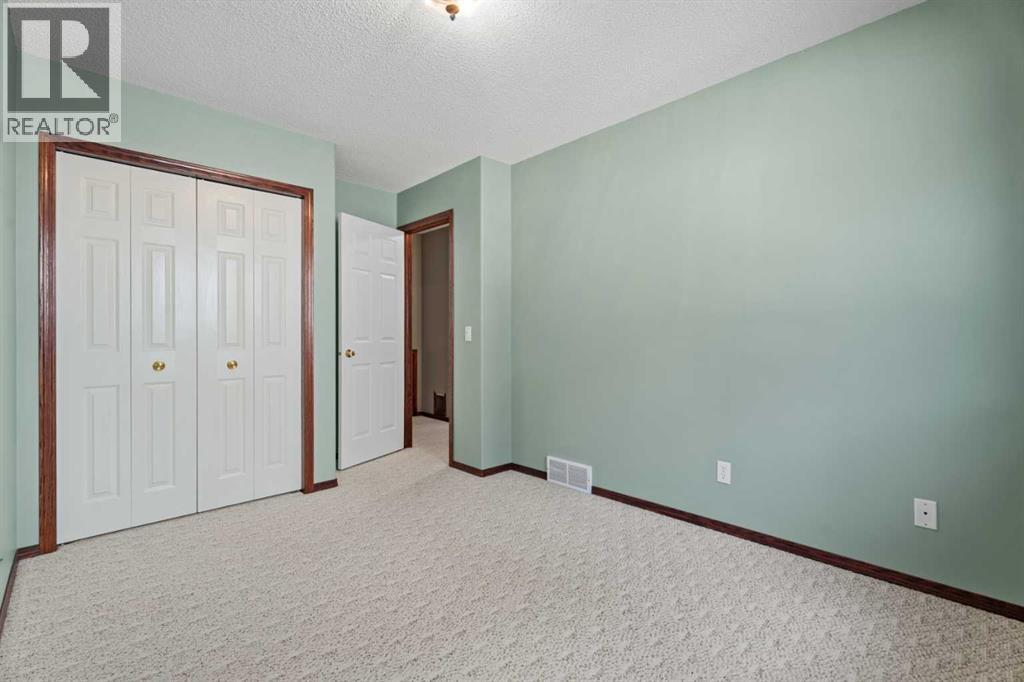 38 Shawbrooke Place Sw, Calgary, Alberta  T2Y 3B8 - Photo 32 - A2304138