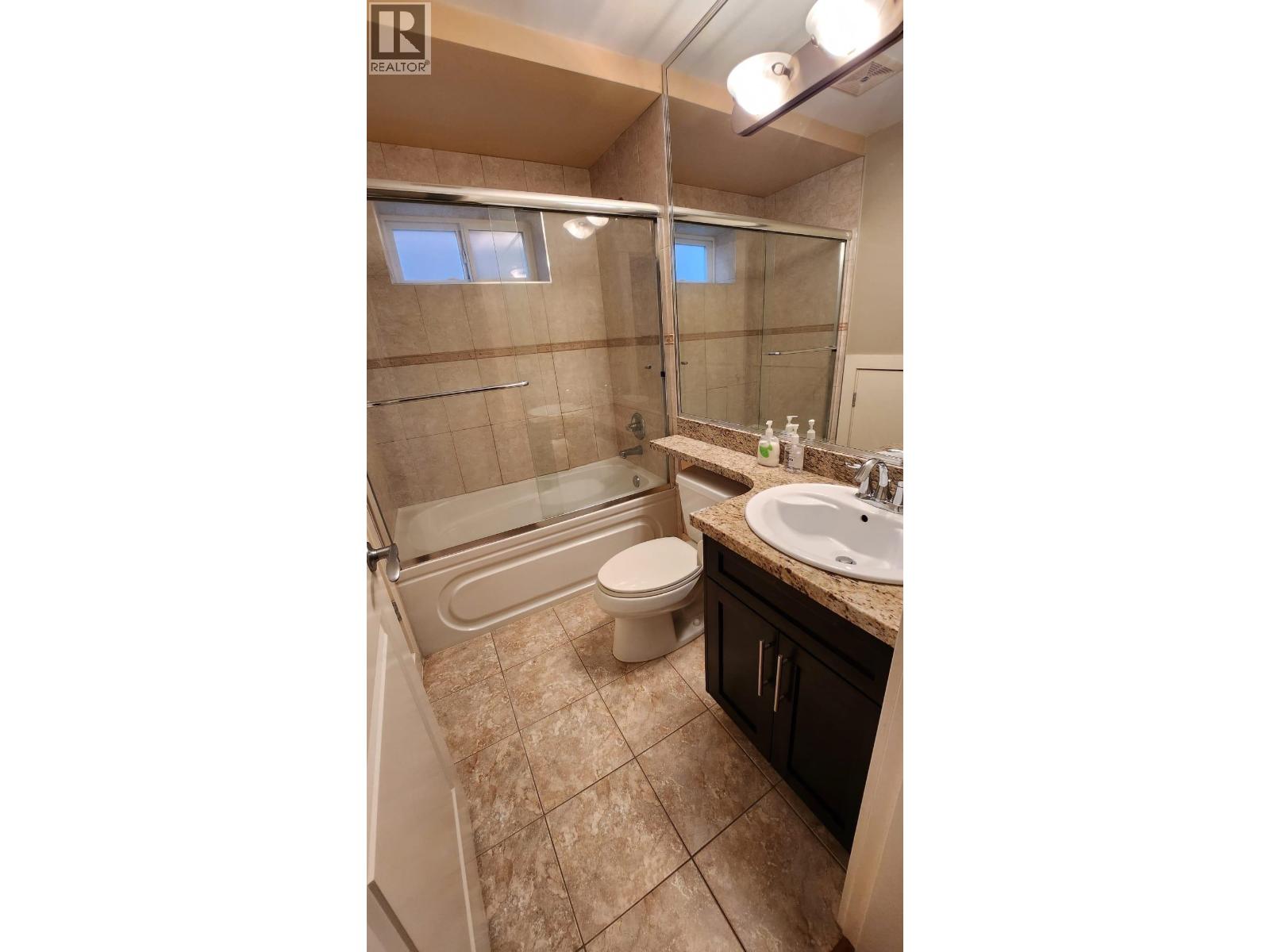 2457 E 3rd Avenue, Vancouver, British Columbia  V5M 1G8 - Photo 32 - R3117933