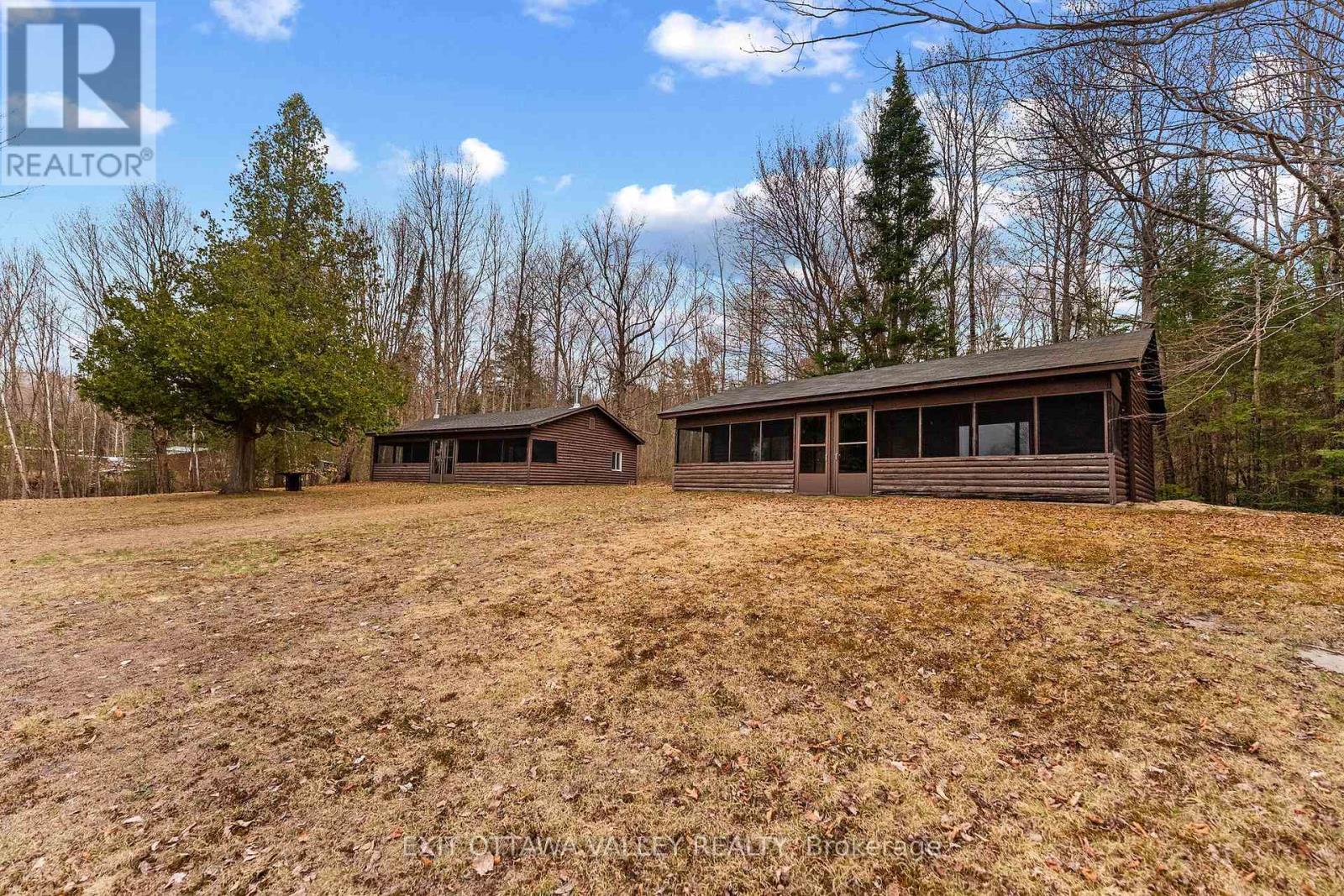 104 K/o Lodge Trail, Laurentian Hills, Ontario  K0J 1P0 - Photo 18 - X13065728