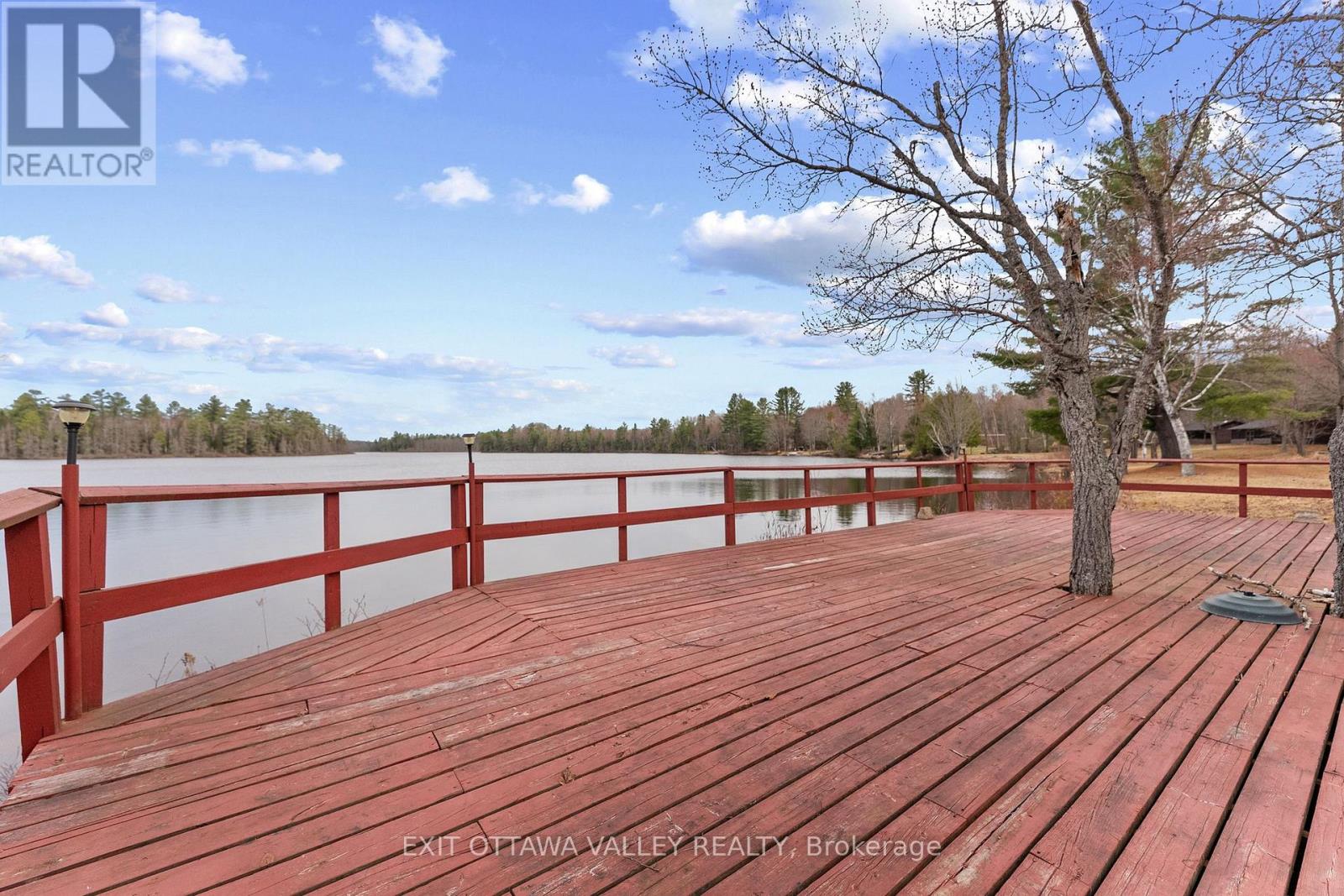 104 K/o Lodge Trail, Laurentian Hills, Ontario  K0J 1P0 - Photo 50 - X13065728