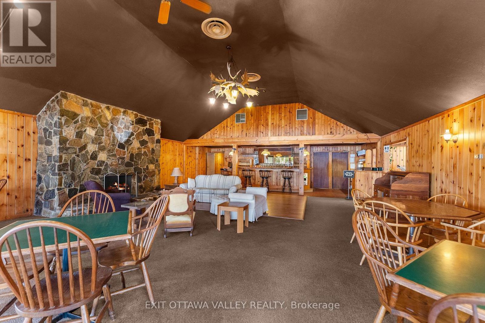 104 K/o Lodge Trail, Laurentian Hills, Ontario  K0J 1P0 - Photo 9 - X13065728