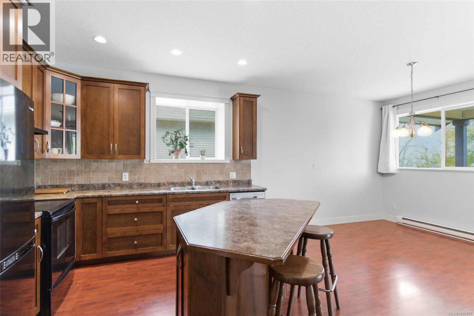 686 Howard Ave, Nanaimo, British Columbia  V9R 3S7 - Photo 9 - 1033887