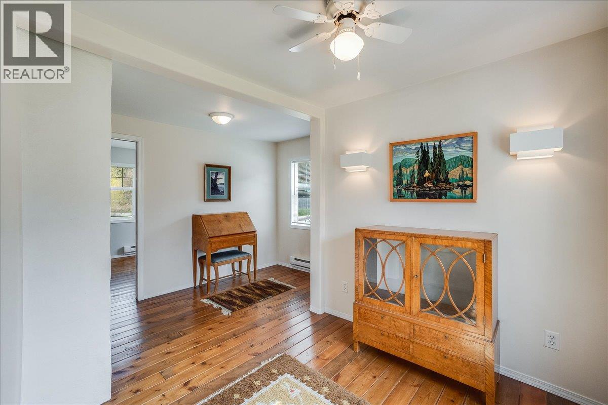 501 Arthur Street, Slocan, British Columbia  V0G 2C0 - Photo 12 - 10385478