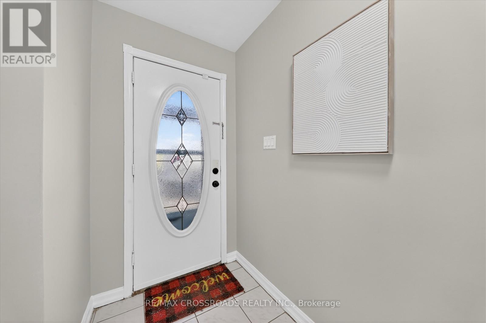 18 De Marco Boulevard, Toronto, Ontario  M6L 2W1 - Photo 6 - W13058568
