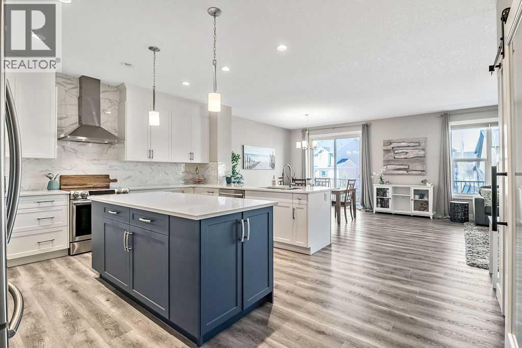 75 Sundown Way, Cochrane, Alberta