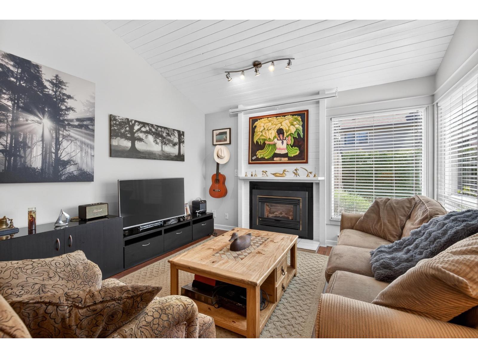 6109 W Greenside Drive, Surrey, British Columbia  V3S 5M8 - Photo 3 - R3117340