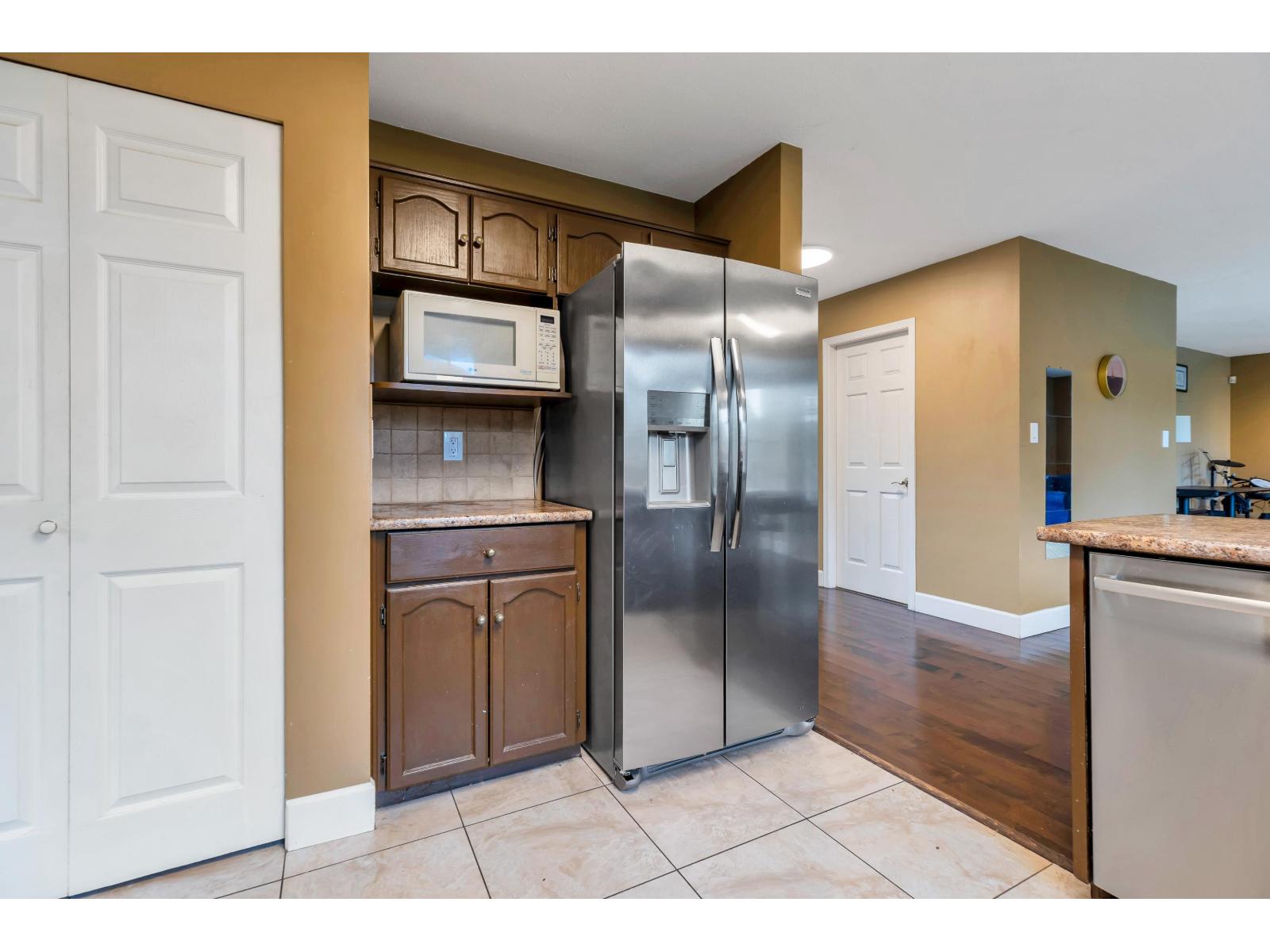 10528 168a Street, Surrey, British Columbia  V4N 3H6 - Photo 11 - R3117883