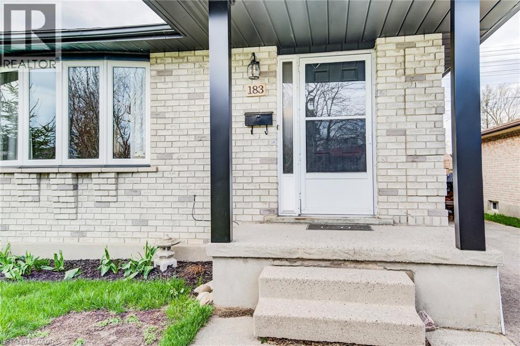 183 Dinison Crescent, Kitchener, Ontario  N2E 2S6 - Photo 5 - 40823201
