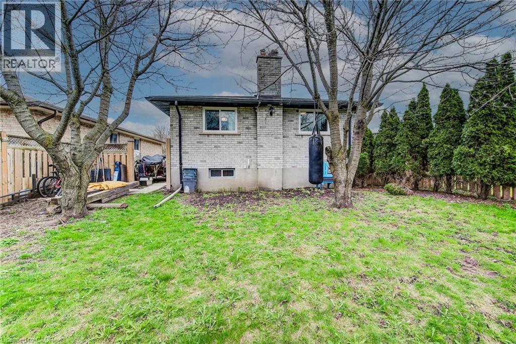 183 Dinison Crescent, Kitchener, Ontario  N2E 2S6 - Photo 24 - 40823201