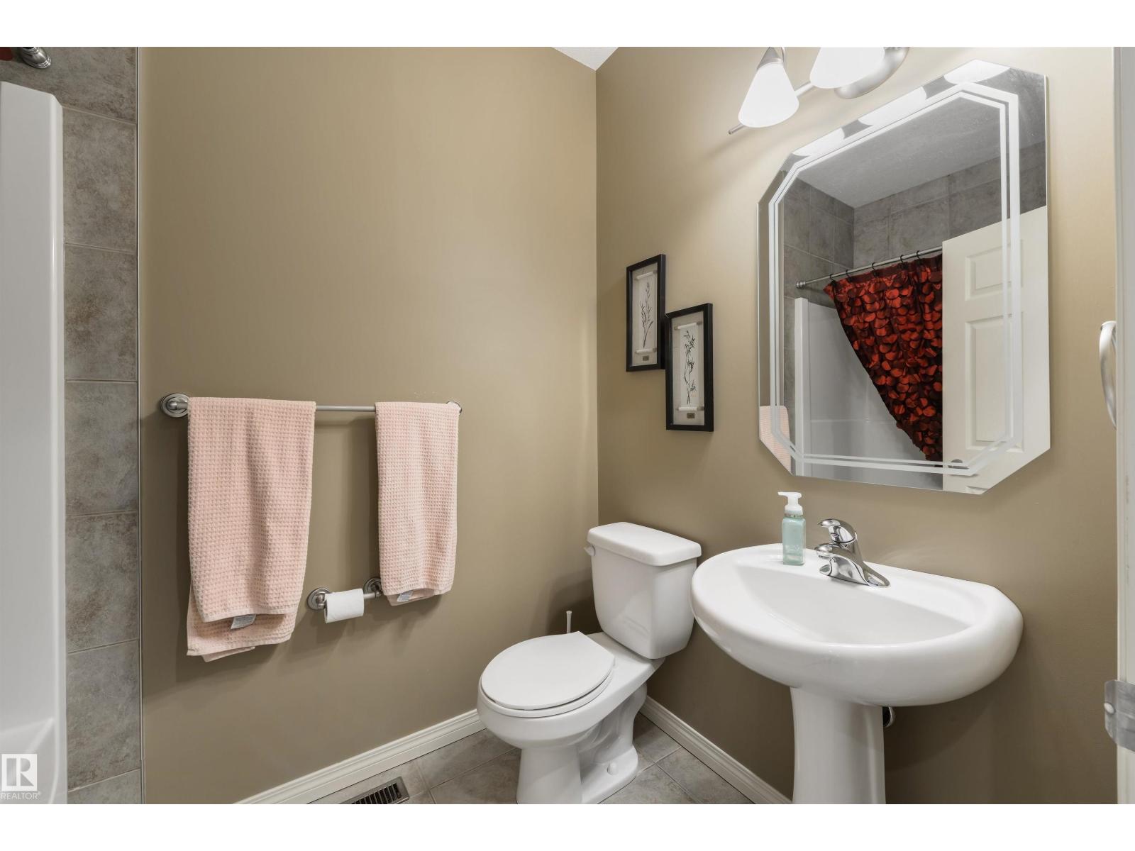 8748 208 St Nw, Edmonton, Alberta  T5T 6Y2 - Photo 4 - E4485011