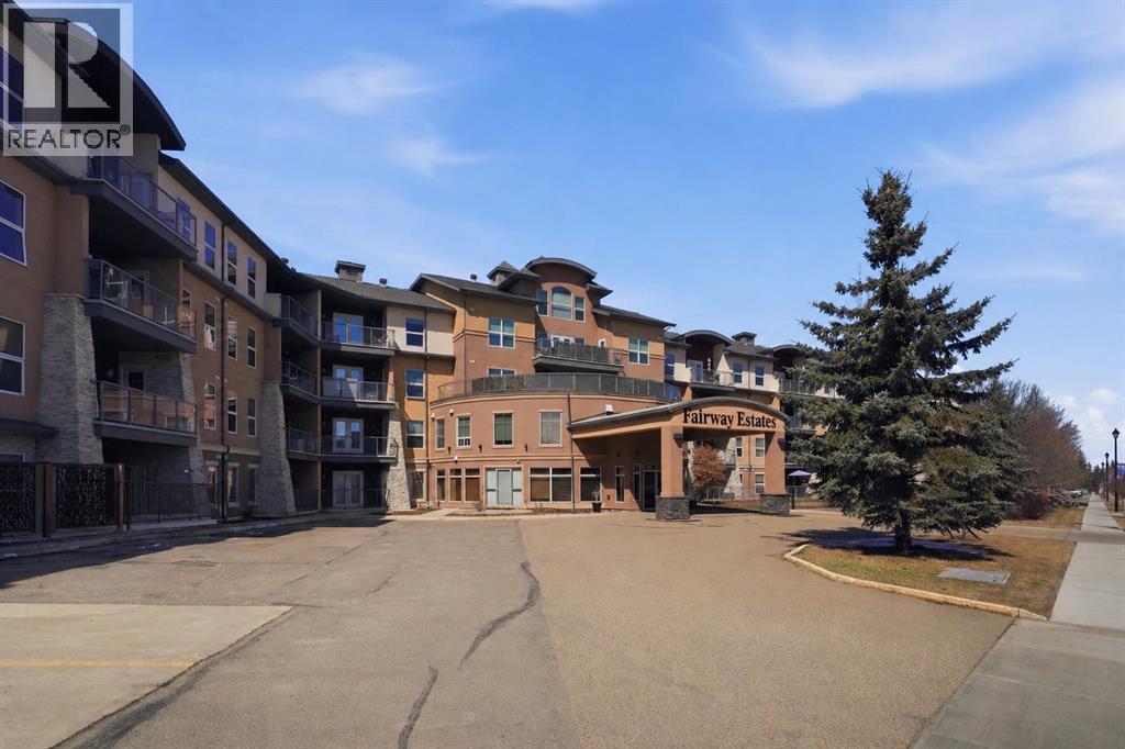 108, 5040 53 Street, Sylvan Lake, Alberta  T4S 0A1 - Photo 2 - A2306591