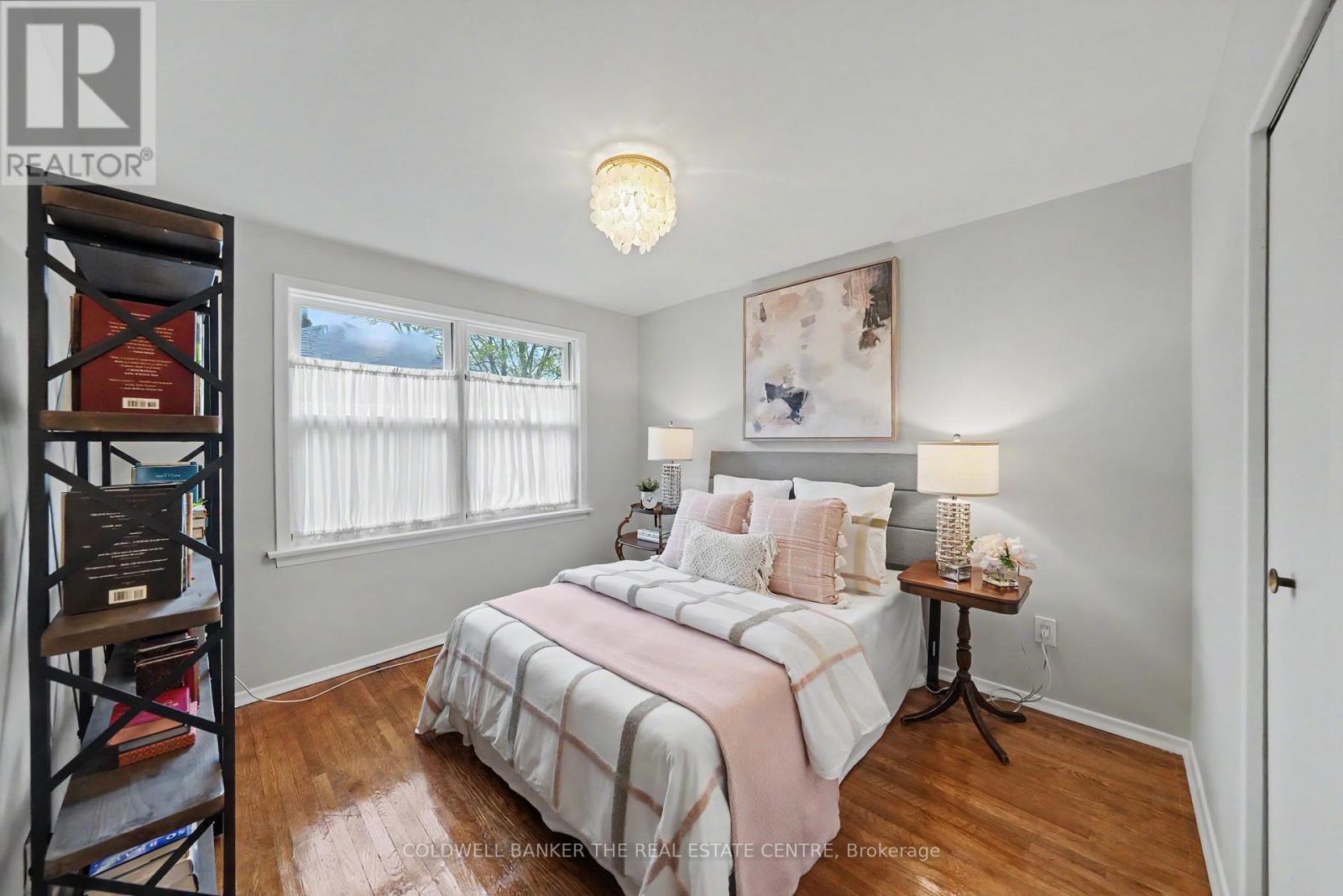 11 Dunlace Drive, Toronto, Ontario  M2L 2R8 - Photo 22 - C13065708