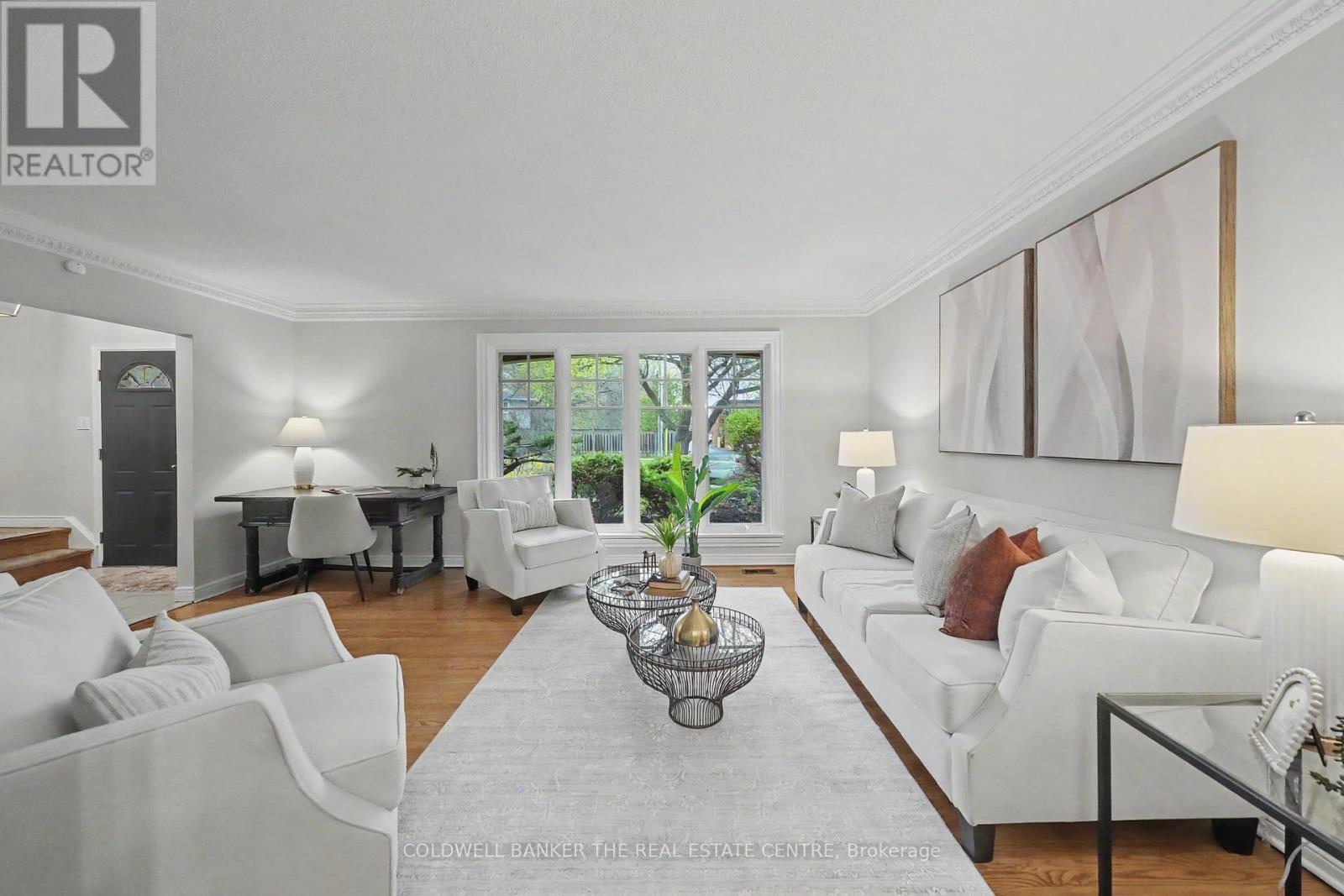 11 Dunlace Drive, Toronto, Ontario  M2L 2R8 - Photo 8 - C13065708