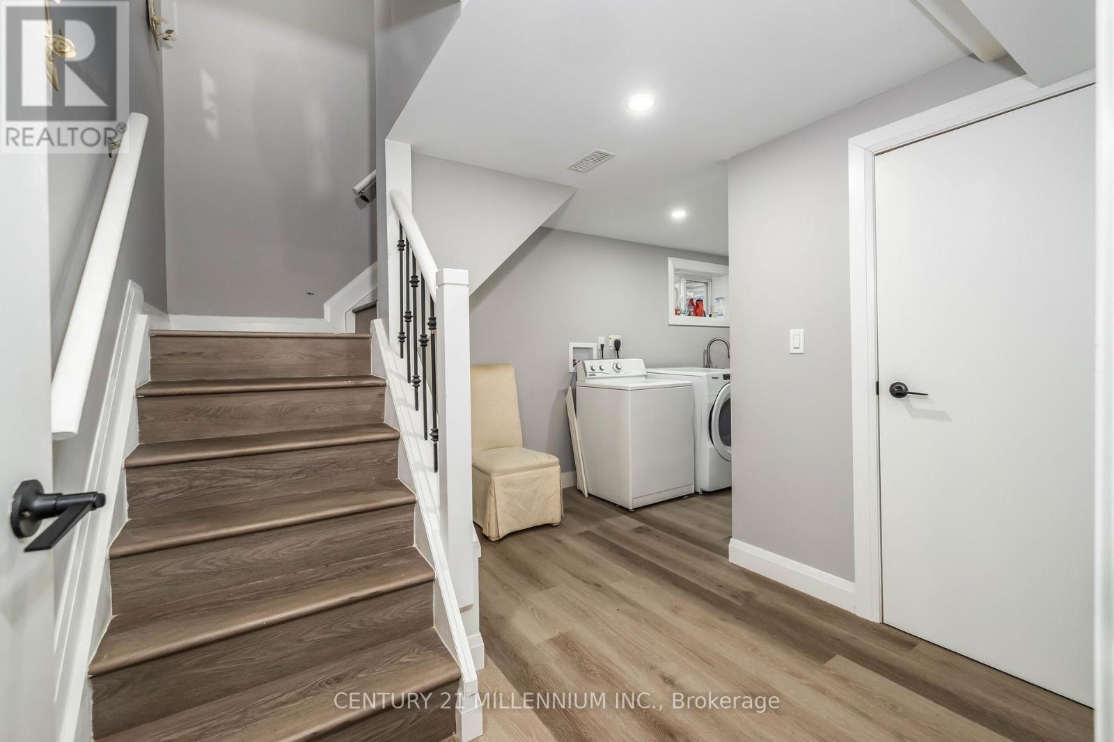 67 Coxworth Crescent, Toronto, Ontario  M1B 1E2 - Photo 4 - E13065686