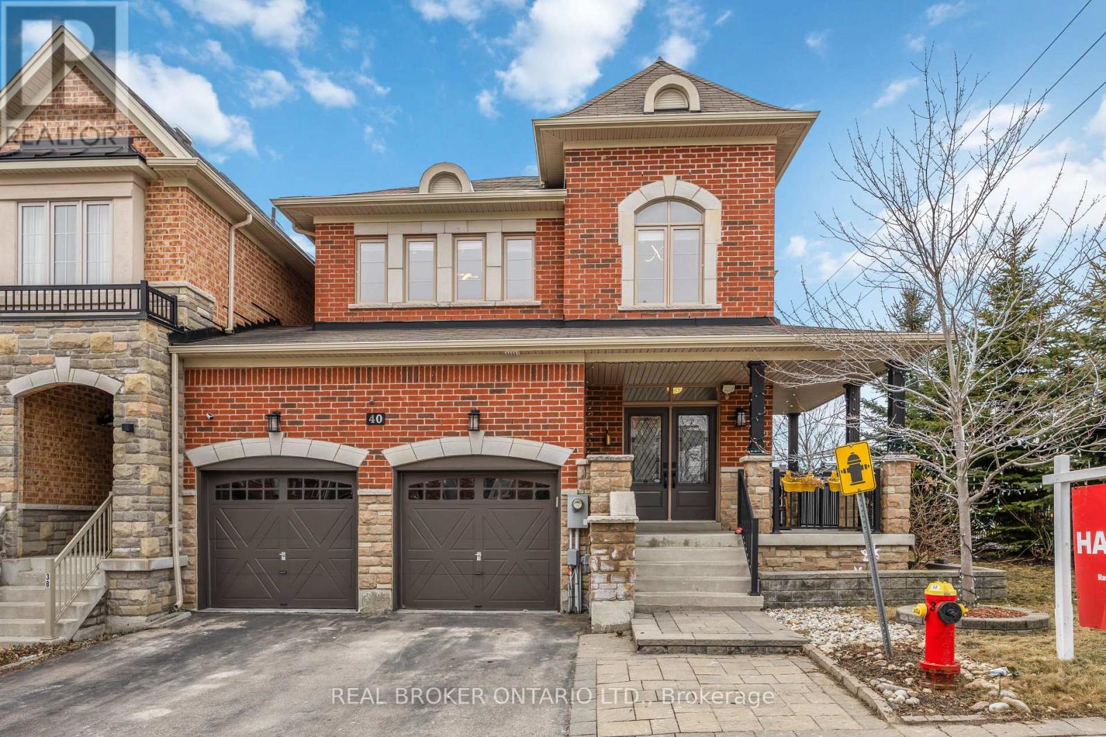 40 MACK CLEMENT LANE, Richmond Hill, Ontario