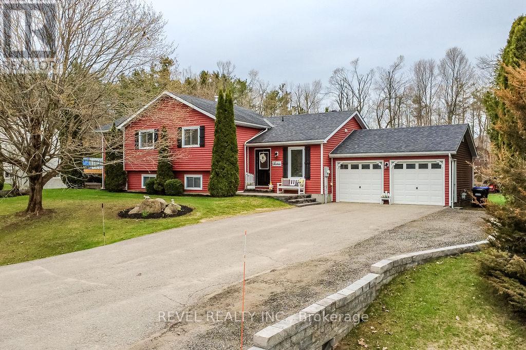 16 Sumac Crescent, Oro-Medonte, Ontario  L0K 1E0 - Photo 2 - S13065696