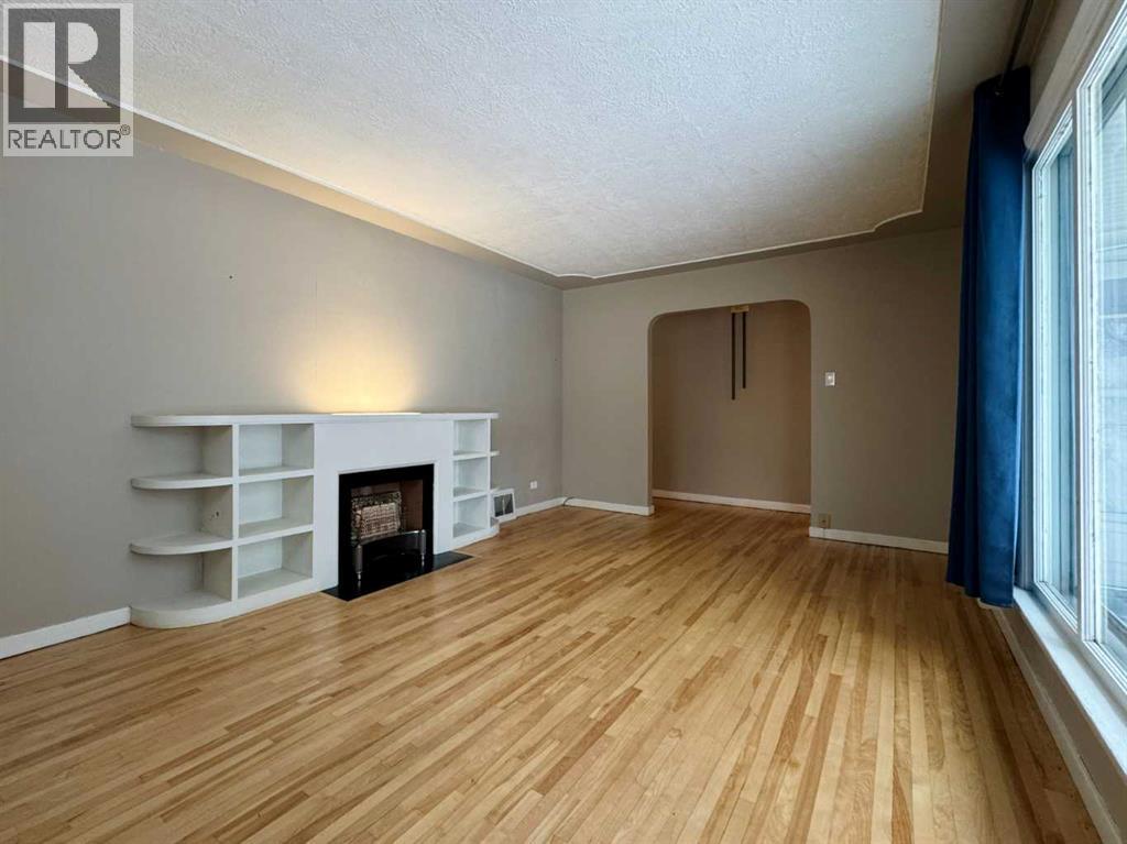 537 23 Street S, Lethbridge, Alberta  T1J 3M9 - Photo 4 - A2258722