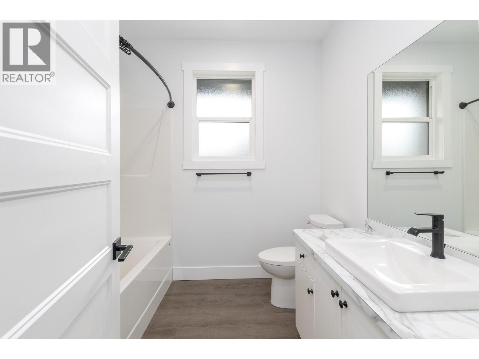 1441 20 Avenue Se Unit# 4, Salmon Arm, British Columbia  V1E 2M9 - Photo 35 - 10381754