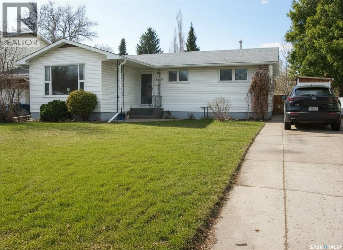 1802 Arlington Avenue, Saskatoon, Saskatchewan  S7H 2Y7 - Photo 1 - SK033773