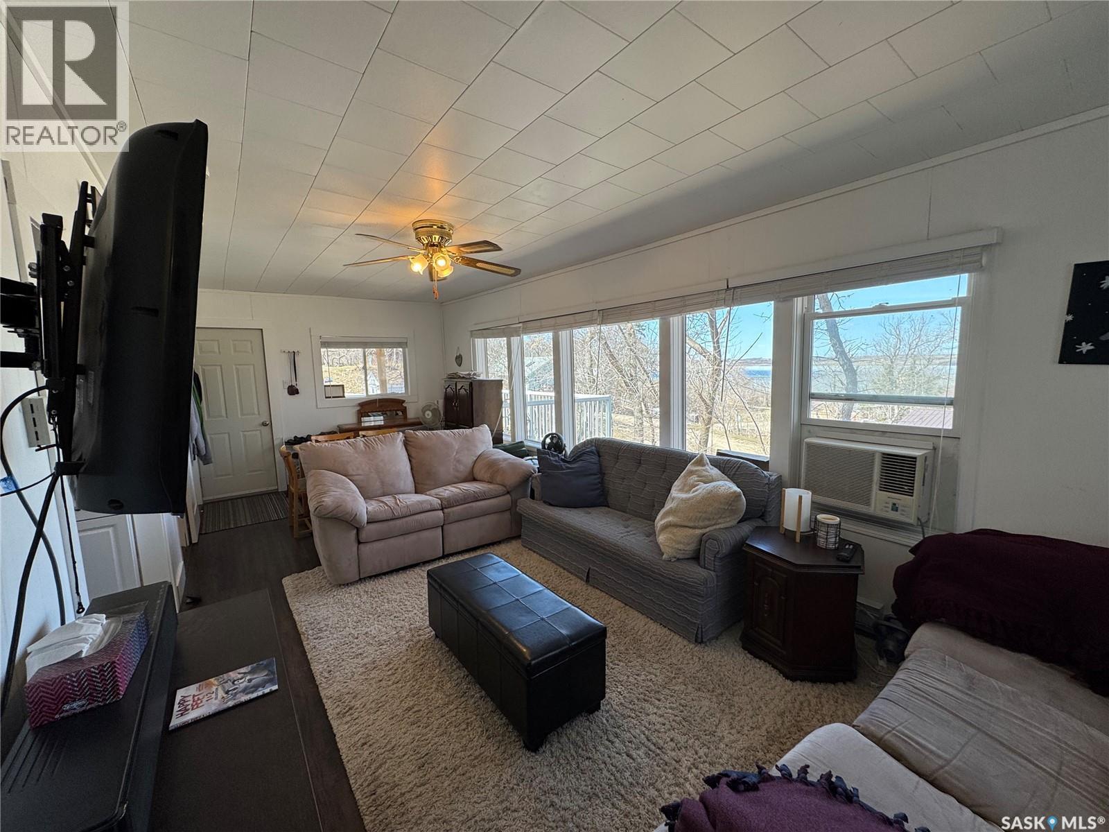 459 8th Street E, Regina Beach, Saskatchewan  S0G 4C0 - Photo 12 - SK034418