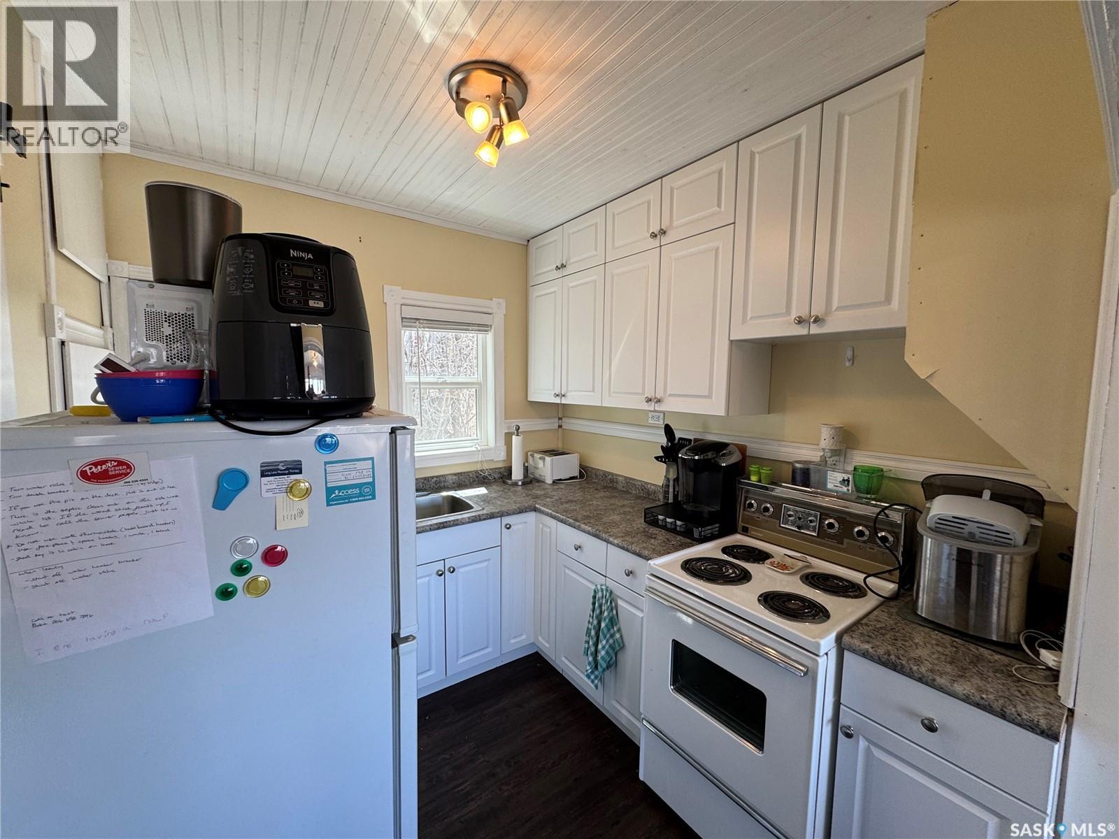 459 8th Street E, Regina Beach, Saskatchewan  S0G 4C0 - Photo 4 - SK034418