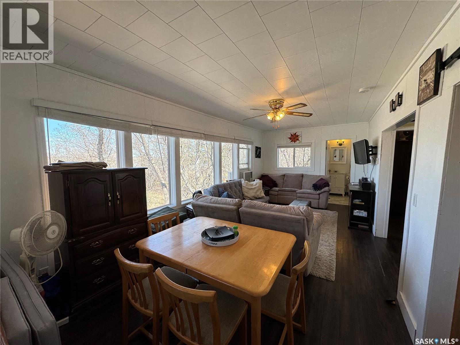 459 8th Street E, Regina Beach, Saskatchewan  S0G 4C0 - Photo 9 - SK034418